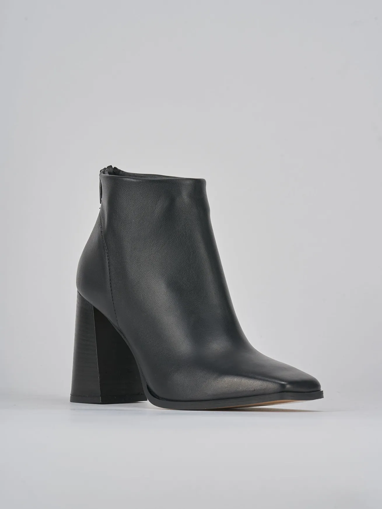 Stivaletti tacco 10cm pelle nero