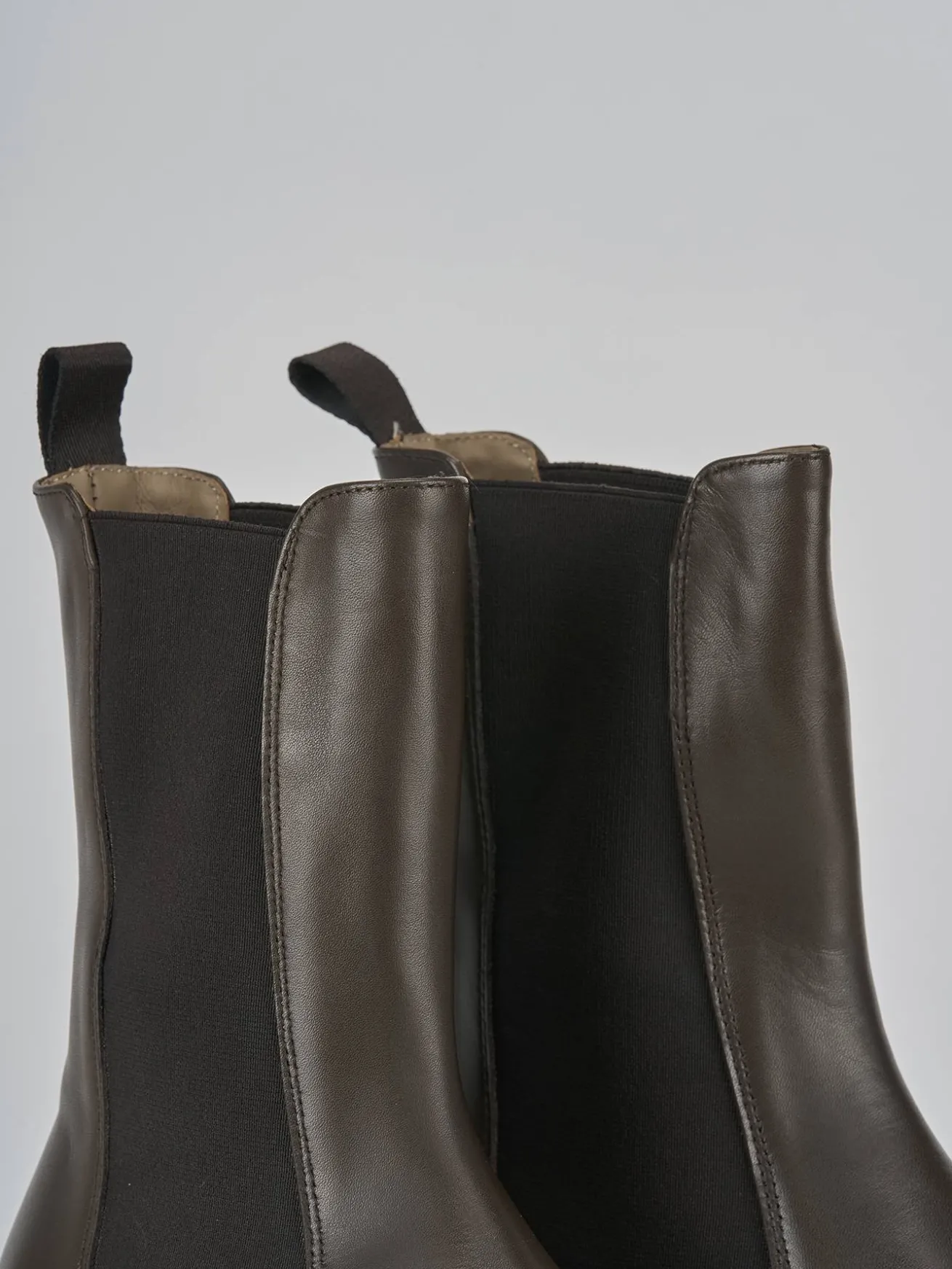 Stivaletti tacco 2cm pelle testa