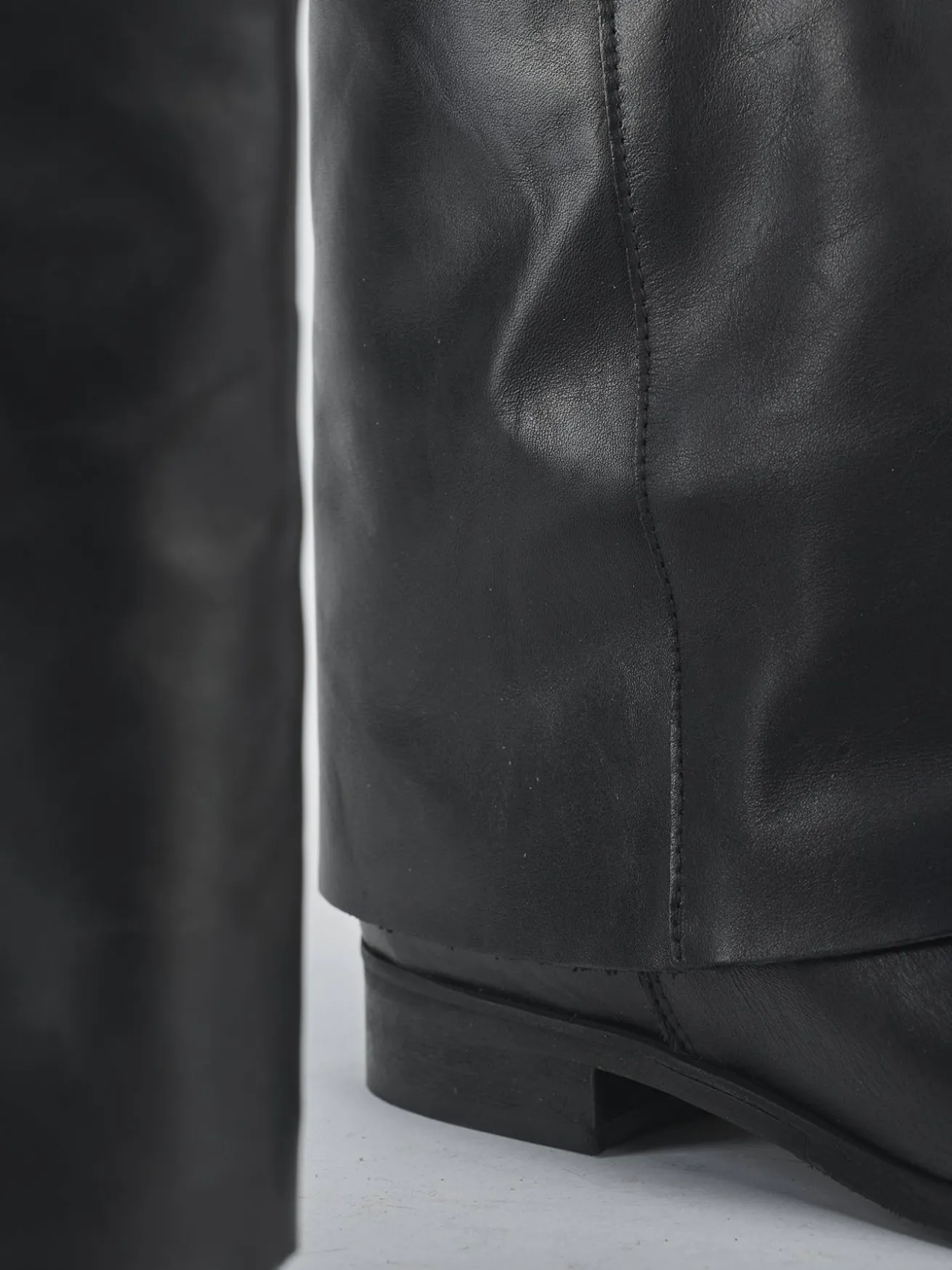 Stivaletti tacco 1cm pelle nero