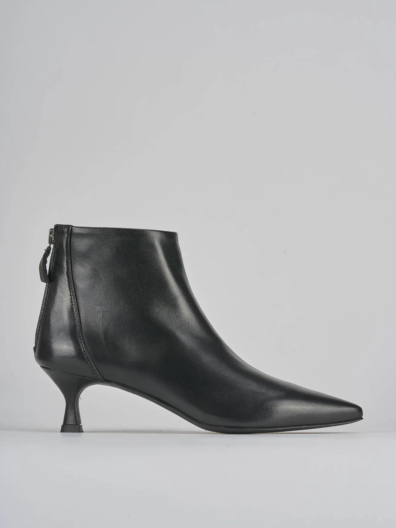 Stivaletti tacco 5cm pelle nero