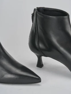 Stivaletti tacco 5cm pelle nero