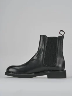 Stivaletti tacco 2cm pelle nero