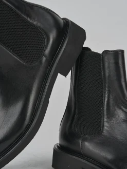 Stivaletti tacco 2cm pelle nero