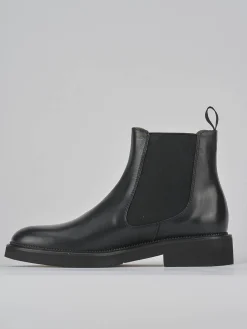 Stivaletti tacco 2cm pelle nero