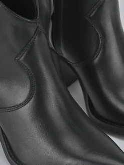 Stivaletti tacco 8cm pelle nero