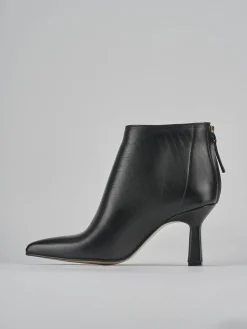 Stivaletti tacco 5cm pelle nero
