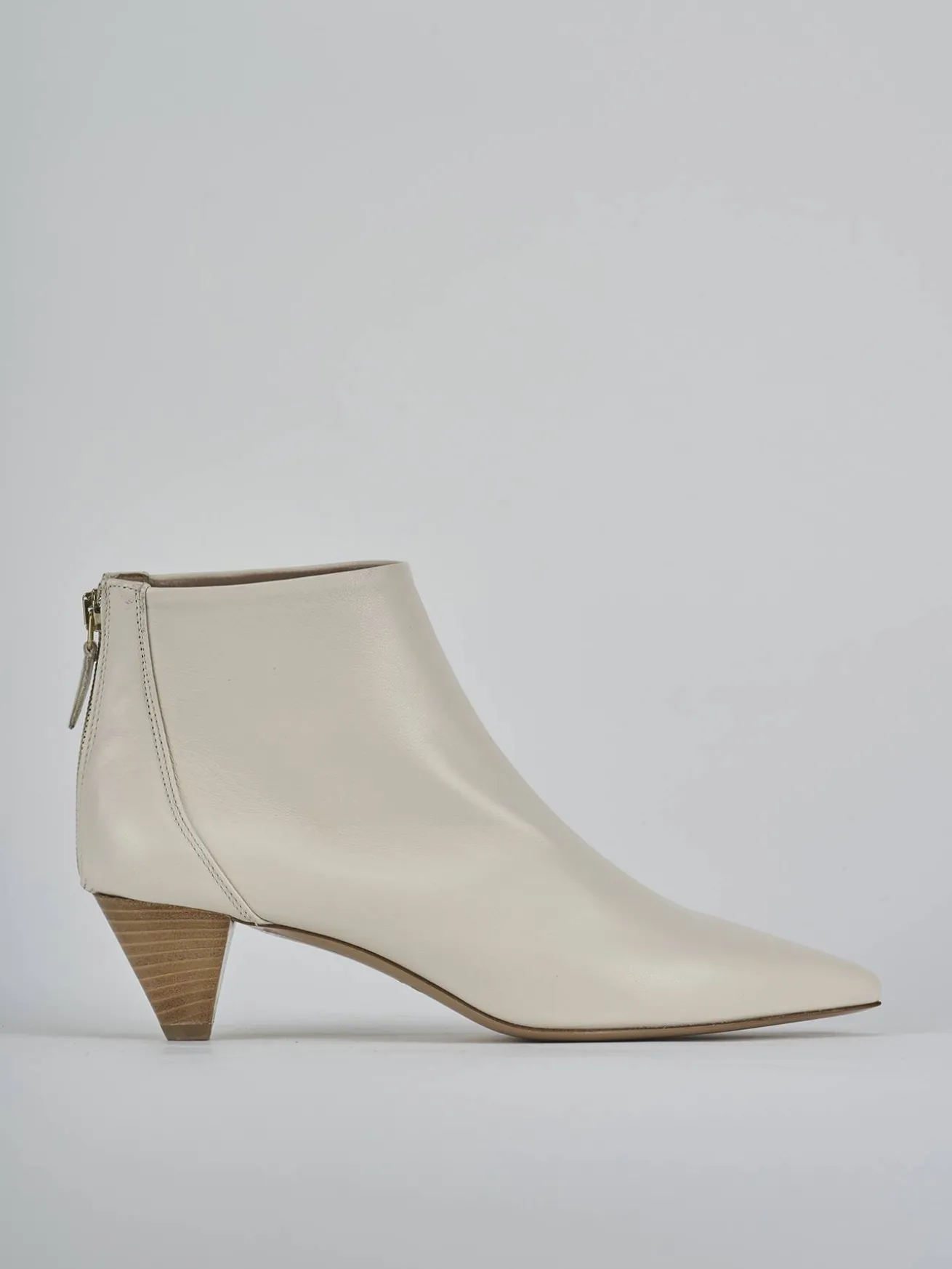 Stivaletti tacco 5cm pelle beige