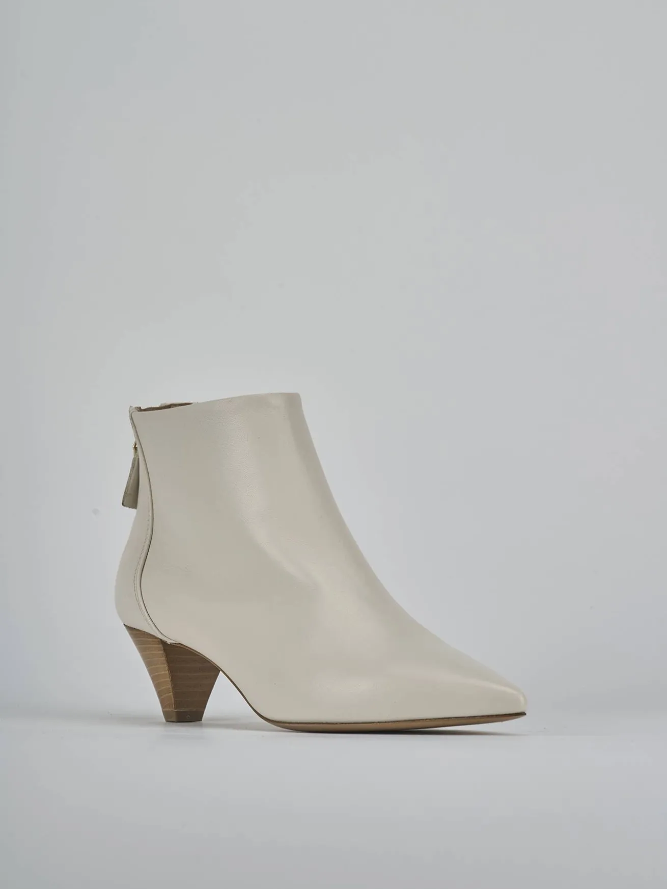 Stivaletti tacco 5cm pelle beige