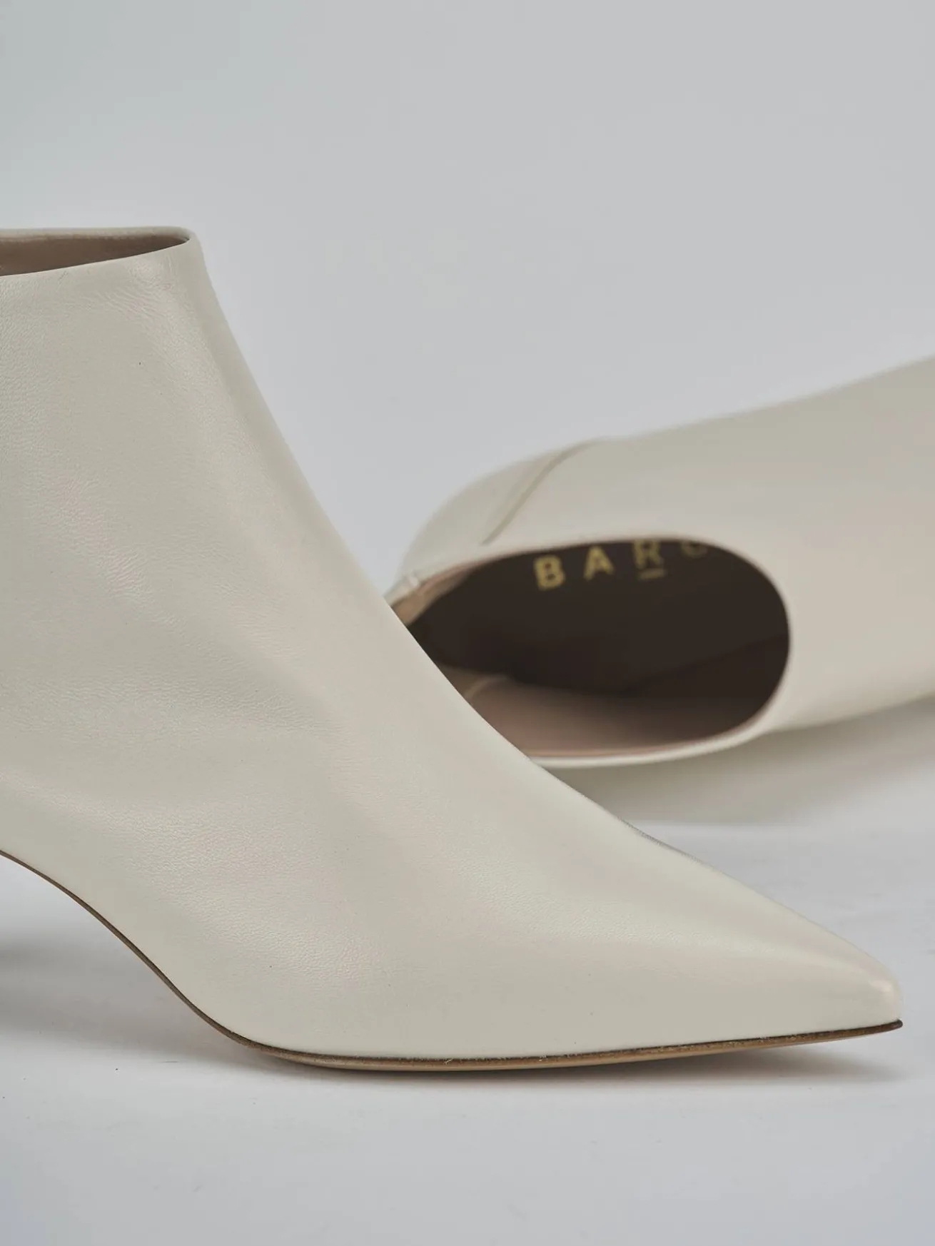 Stivaletti tacco 5cm pelle beige