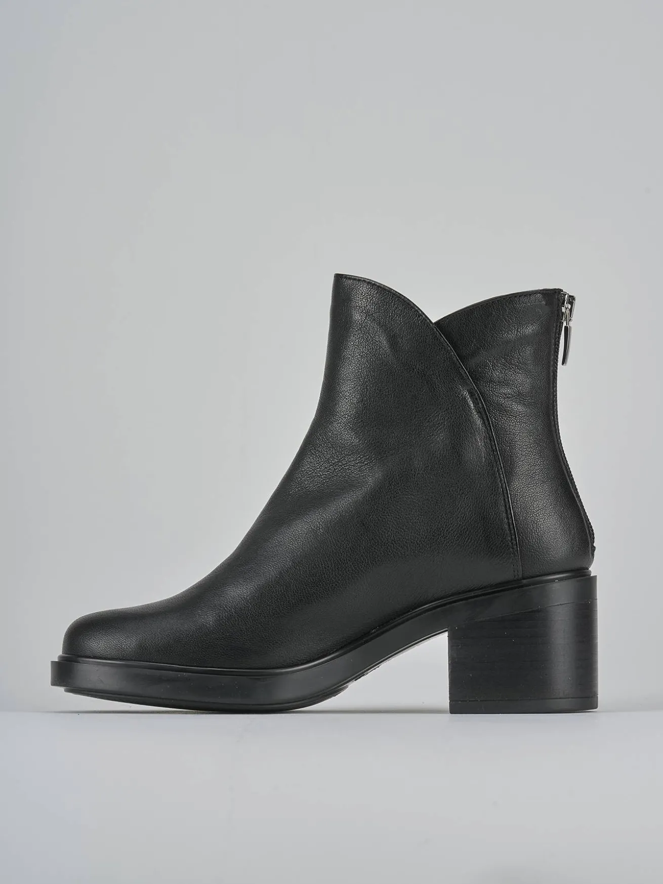 Stivaletti tacco 4cm pelle nero