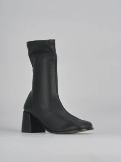 Stivaletti tacco 7cm pelle nero