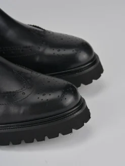 Stivaletti tacco 2cm pelle nero