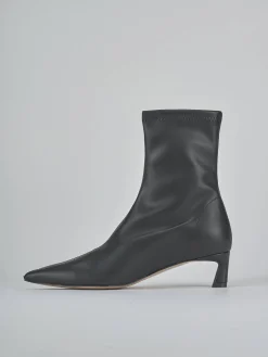 Stivaletti tacco 5cm pelle nero