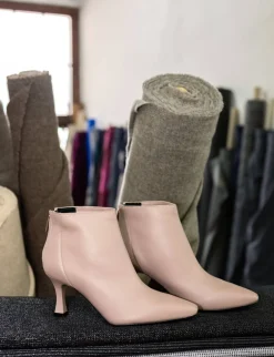 Stivaletti tacco 7cm pelle beige