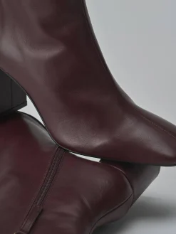 Stivaletti tacco 7cm pelle bordo'