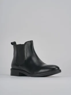 Stivaletti tacco 2cm pelle nero