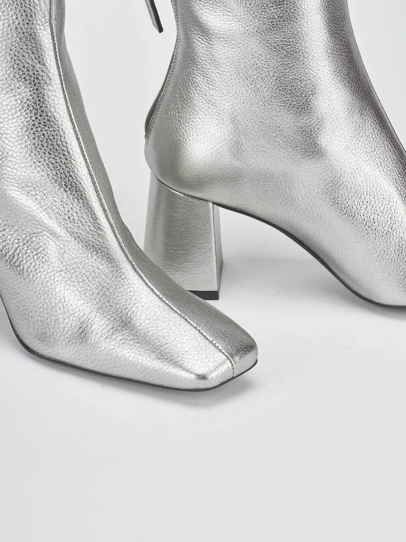 Stivaletti tacco 6cm pelle argento