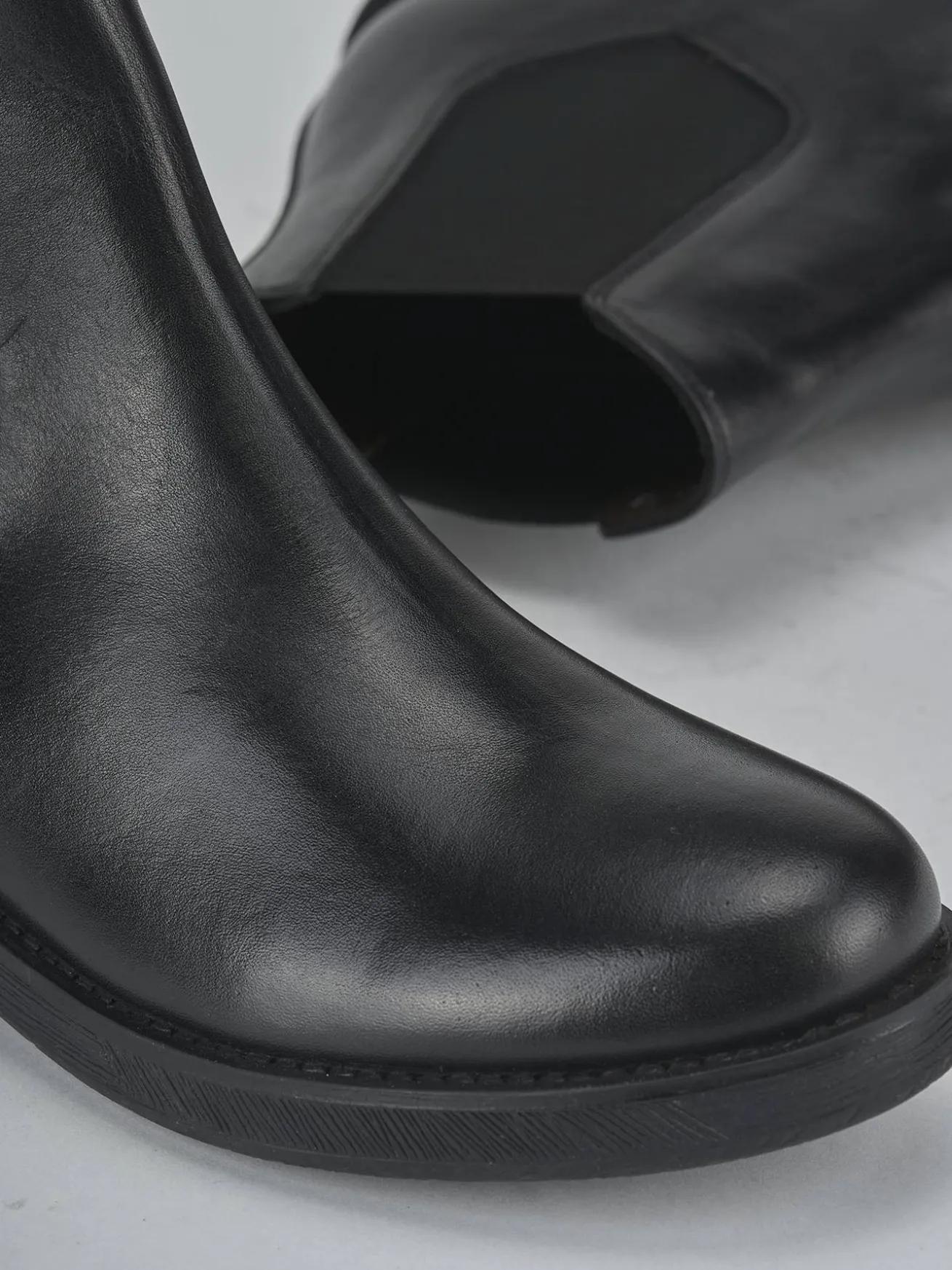 Stivaletti tacco 1cm pelle nero