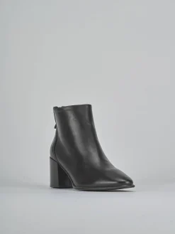 Stivaletti tacco 6cm pelle testa