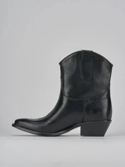 Stivaletti tacco 3cm pelle nero