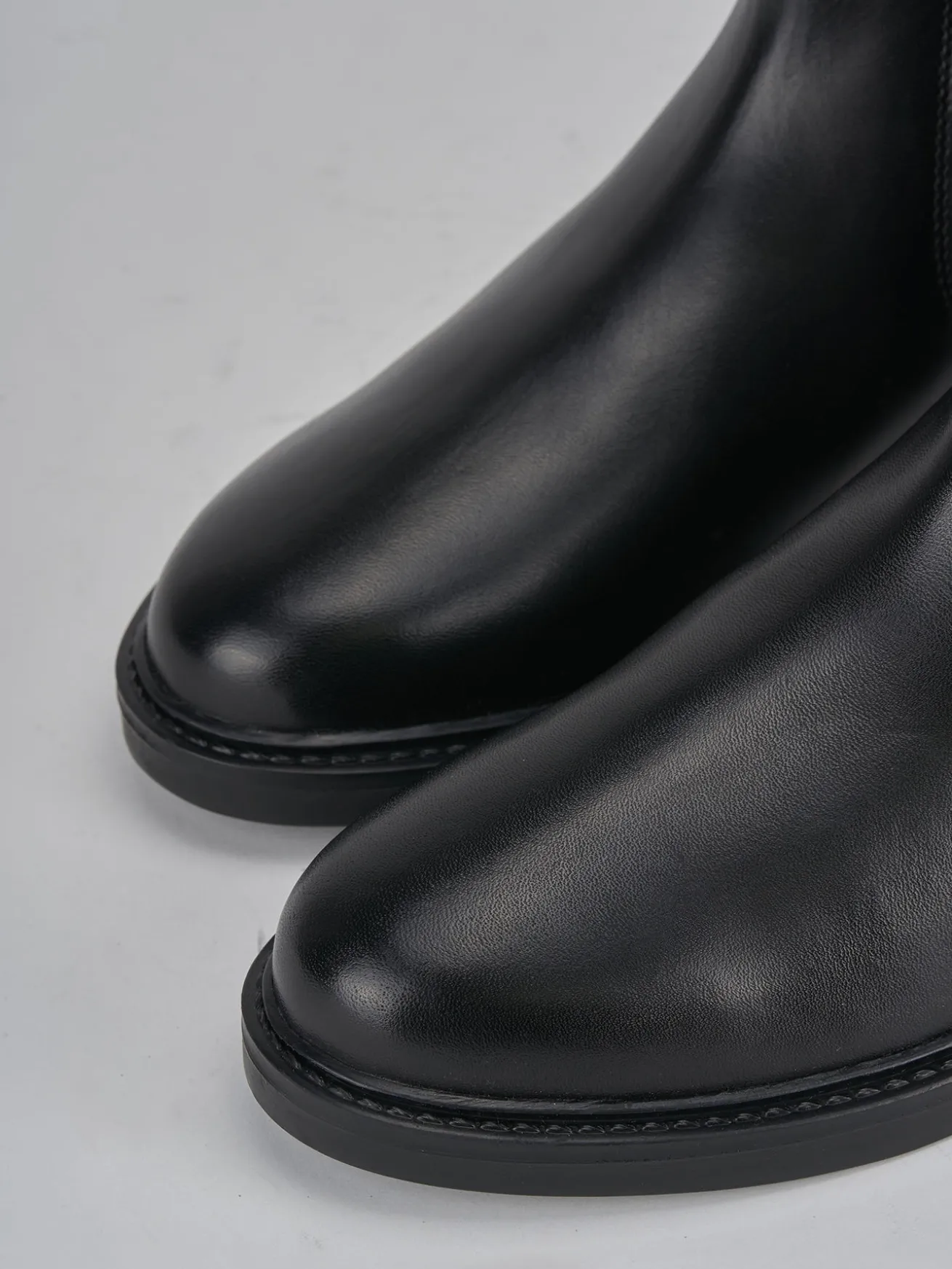 Stivaletti tacco 1cm pelle nero