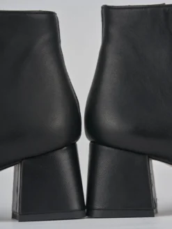 Stivaletti tacco 6cm pelle nero