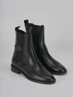 Stivaletti tacco 2cm pelle nero