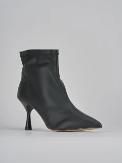 Stivaletti tacco 7cm pelle nero