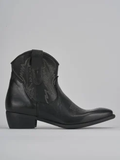 Stivaletti tacco 2cm pelle nero