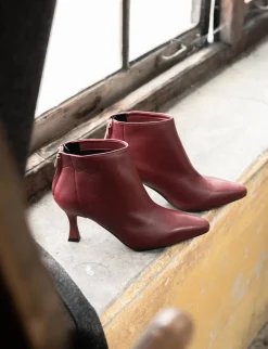 Stivaletti tacco 7cm pelle bordo'