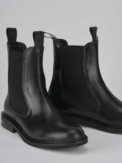 Stivaletti tacco 1cm pelle nero