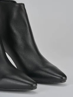 Stivaletti tacco 7cm pelle nero