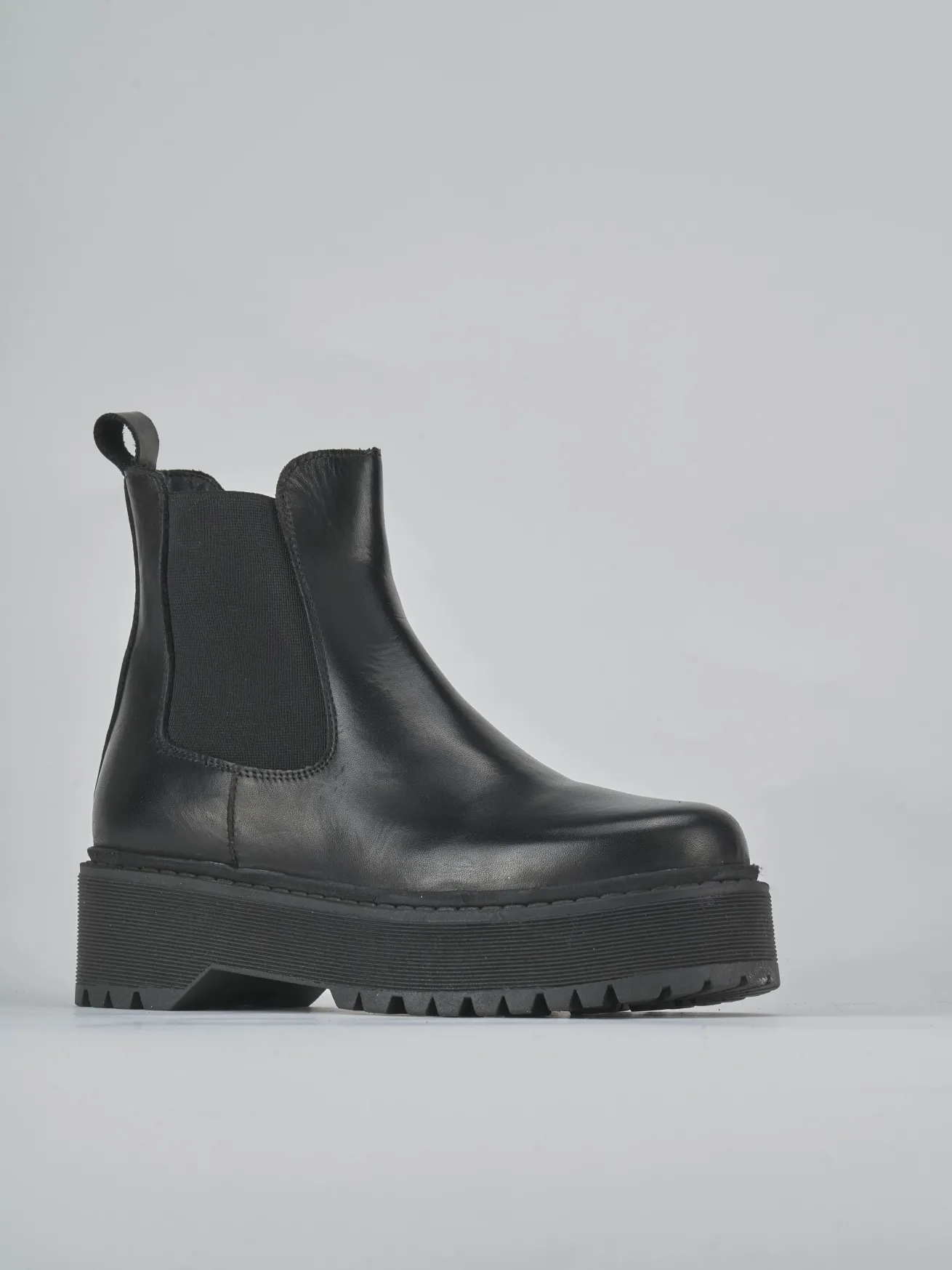 Stivaletti tacco 4cm pelle nero