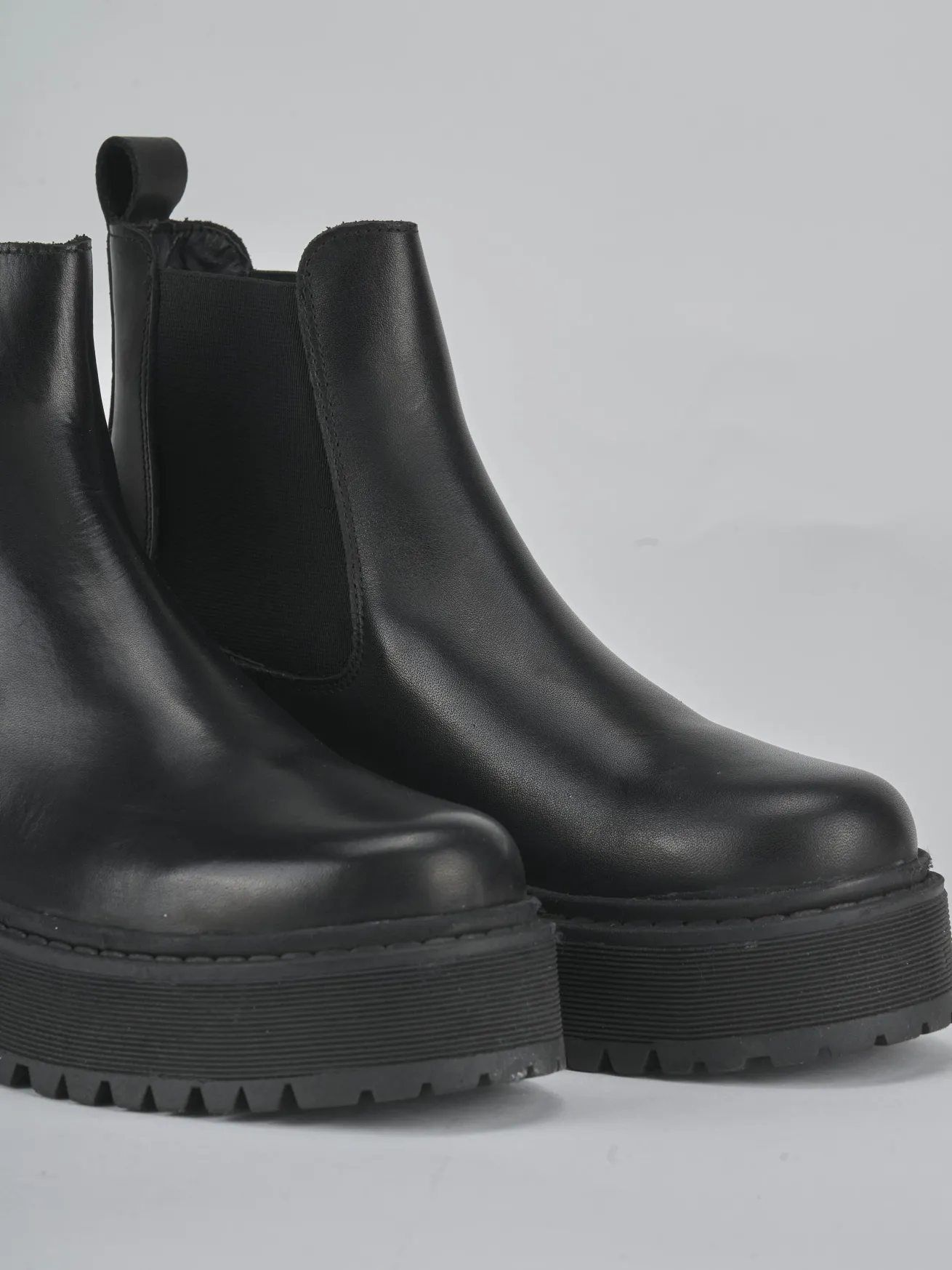 Stivaletti tacco 4cm pelle nero