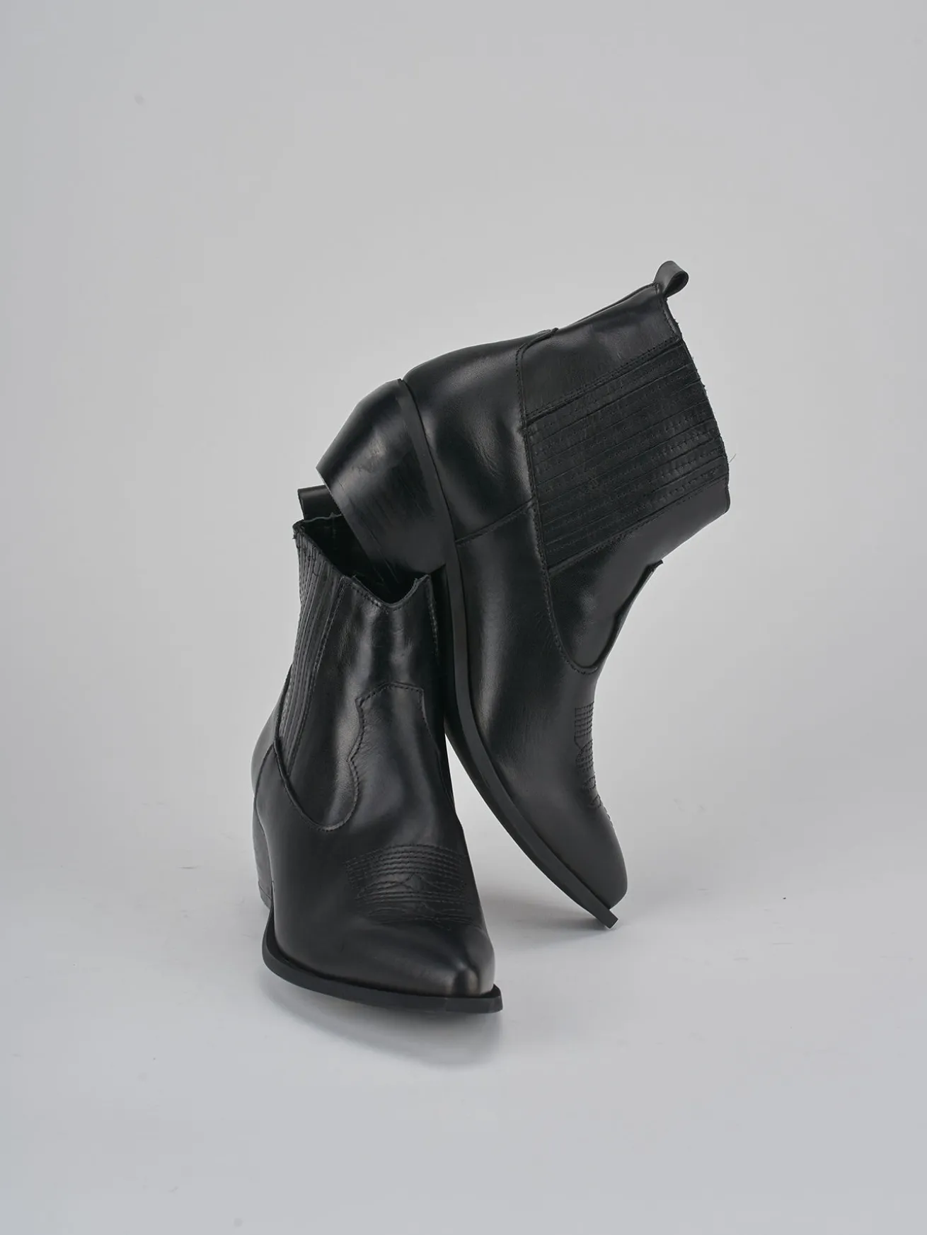 Stivaletti tacco 4cm pelle nero