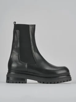 Stivaletti tacco 3cm pelle nero