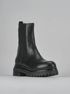 Stivaletti tacco 3cm pelle nero