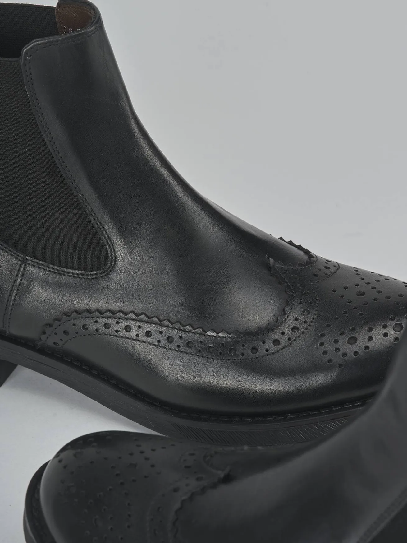 Stivaletti tacco 1cm pelle nero