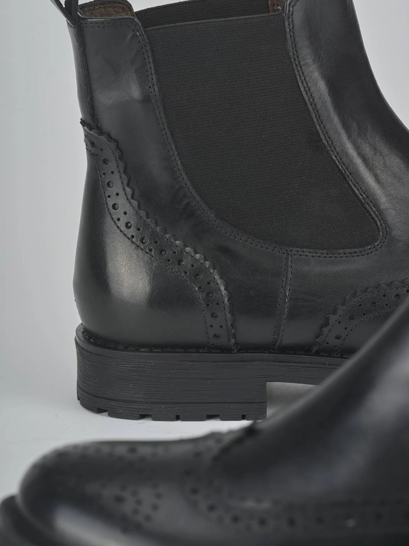 Stivaletti tacco 1cm pelle nero