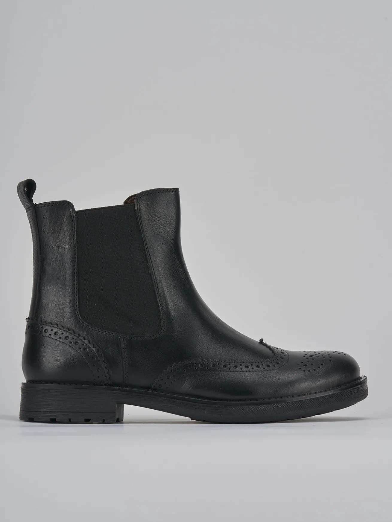 Stivaletti tacco 2cm pelle nero