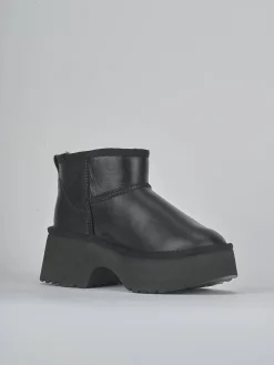 Stivaletti tacco 3cm pelle nero