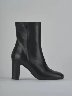 Stivaletti tacco 8cm pelle nero