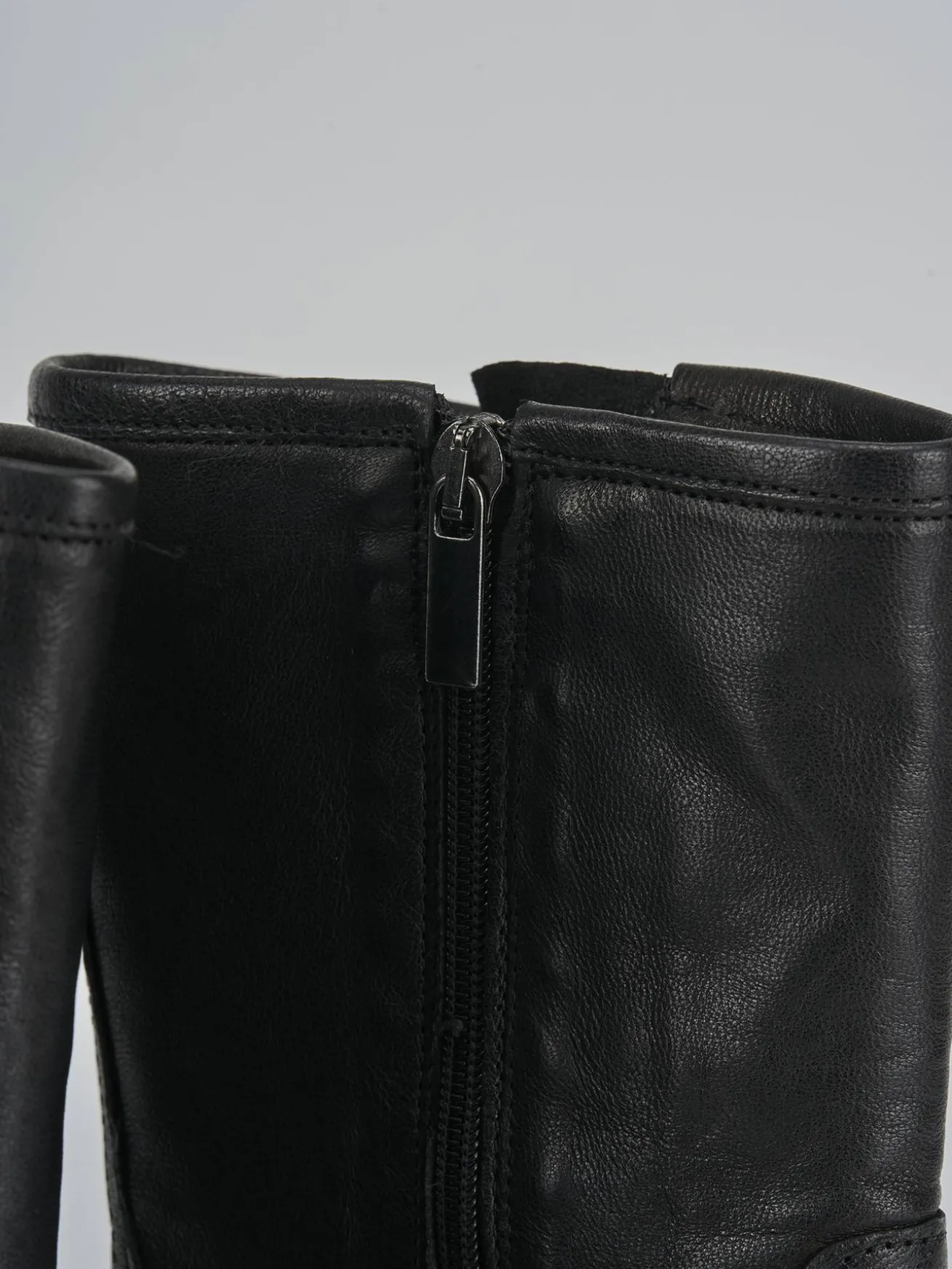 Stivaletti tacco 2cm pelle nero