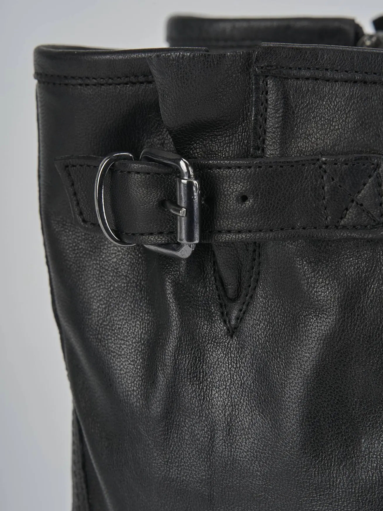 Stivaletti tacco 2cm pelle nero