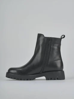 Stivaletti tacco 1cm pelle nero