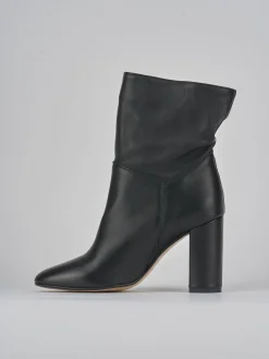 Stivaletti tacco 8cm pelle nero