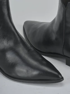 Stivaletti tacco 2cm pelle nero