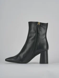 Stivaletti tacco 7cm pelle nero