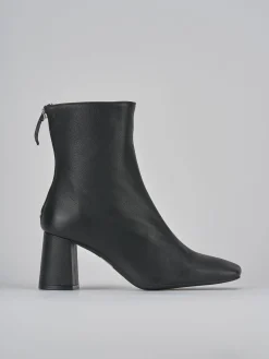 Stivaletti tacco 6cm pelle nero