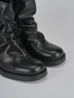 Stivaletti tacco 3cm pelle nero